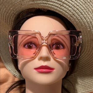 Chic Pink Oversized Sunglasses